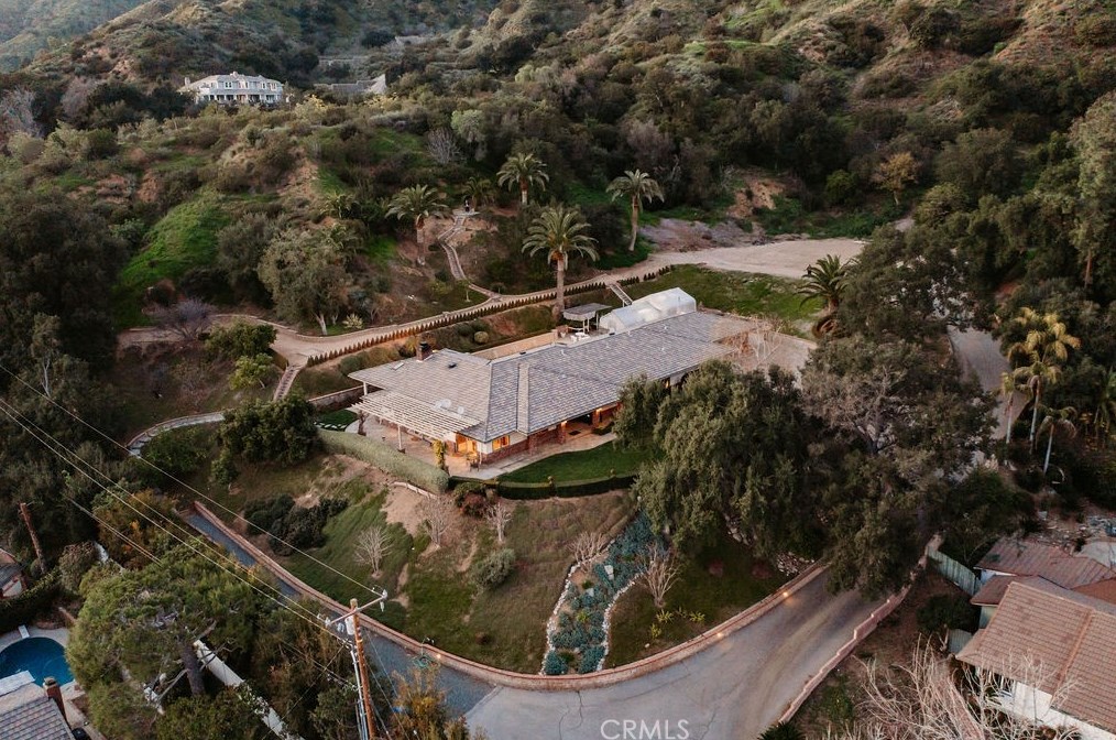 1103 Mullaghboy Rd, Glendora, CA 91741