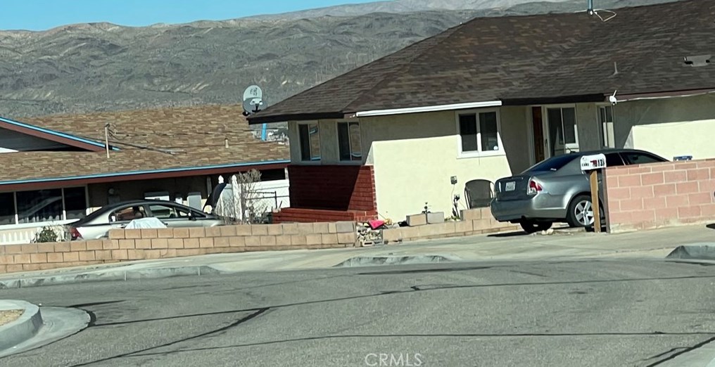 813 S 1st Ave, Barstow, CA 92311