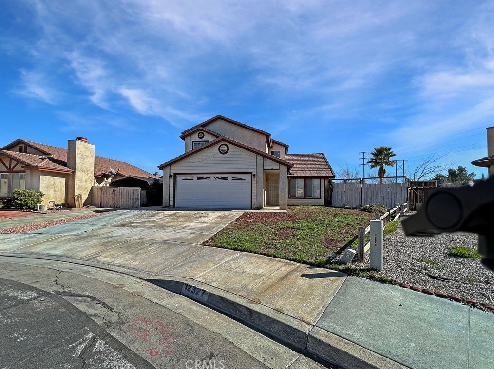 12327 Goldstone Cir, Victorville, CA 92392