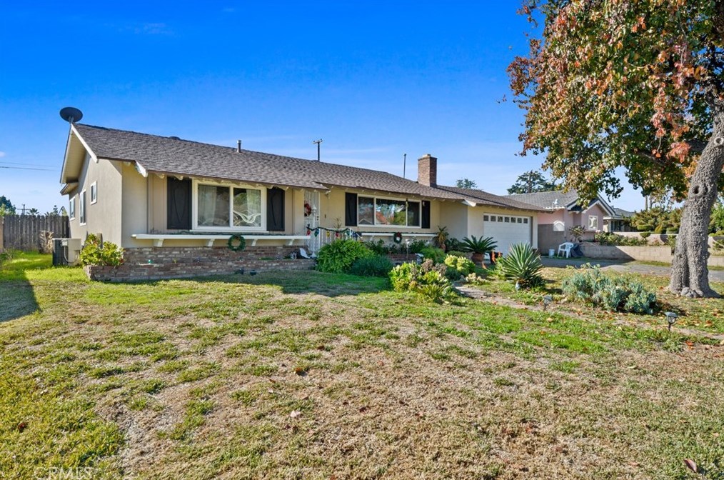 348 Maryann Ln, Pomona, CA 91767-2834