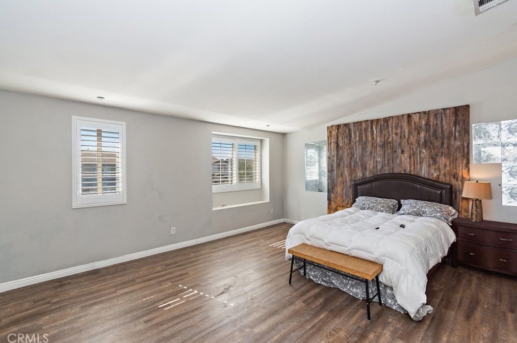 14342 Quail Ct, Fontana CA  92336-3629 exterior