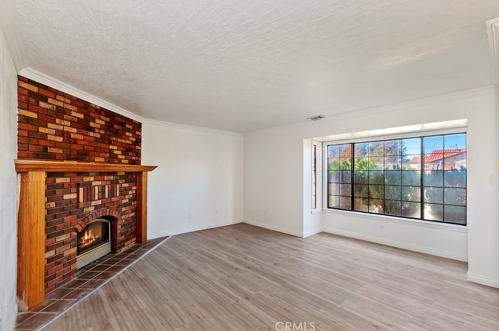 7765 Newhall Ave, Hesperia CA  92345-7019 exterior