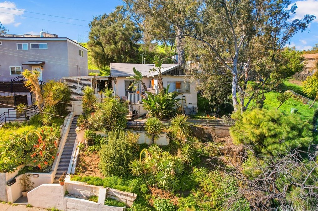 3649 Mckenzie Ave, Los Angeles, CA 90032-1423