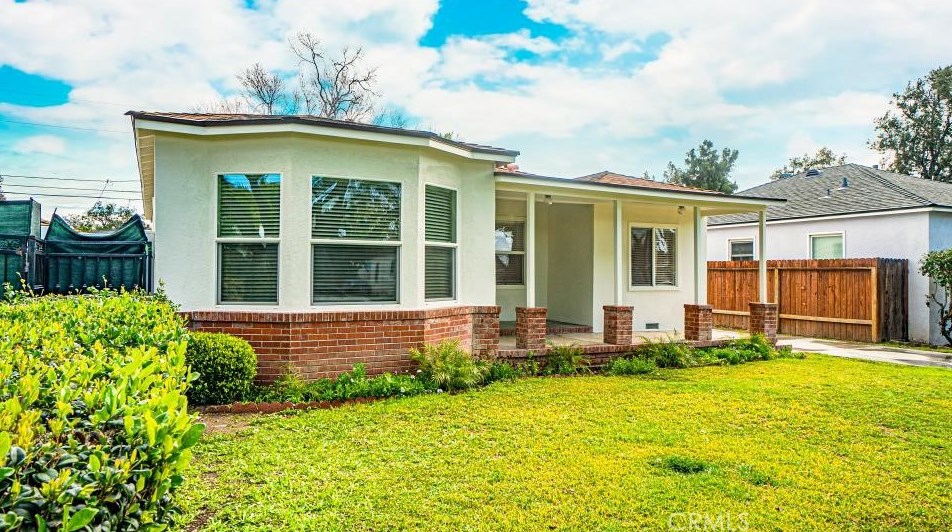 2063 S Garnsey St, Santa Ana, CA 92707