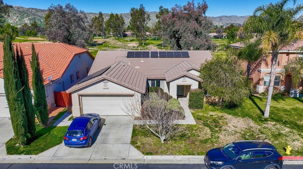 227 Caldera Ln, Hemet, CA 92545-9359