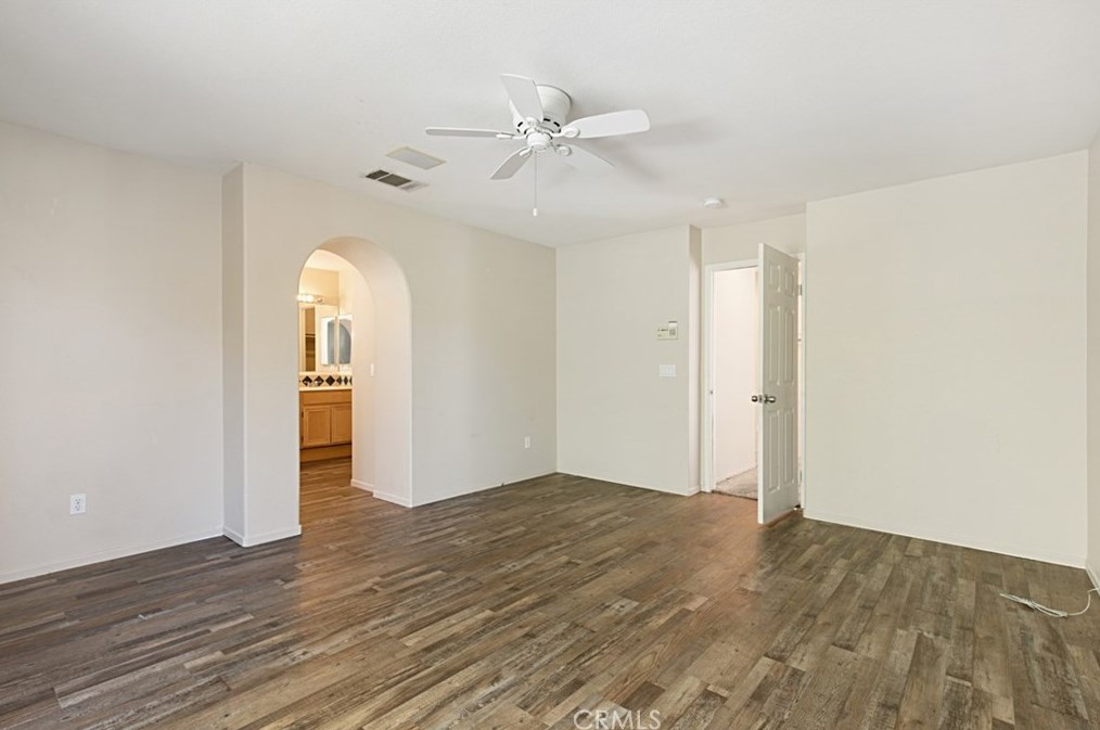 32488 Guevara Dr, Temecula CA  92592-2802 exterior