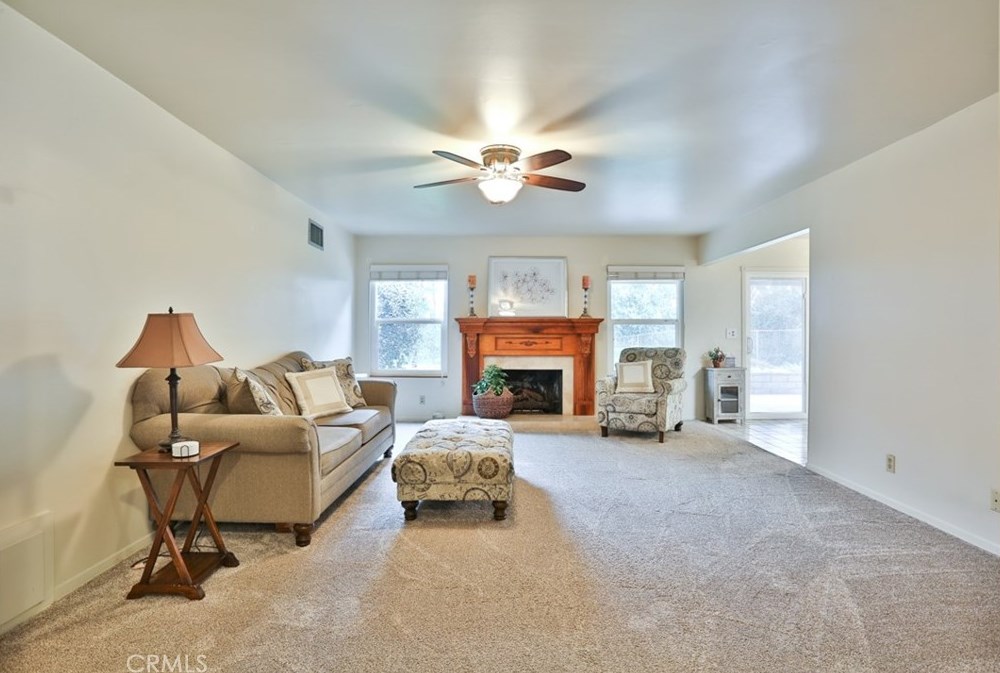 1602 Grasscreek Dr, San Dimas, CA 91773