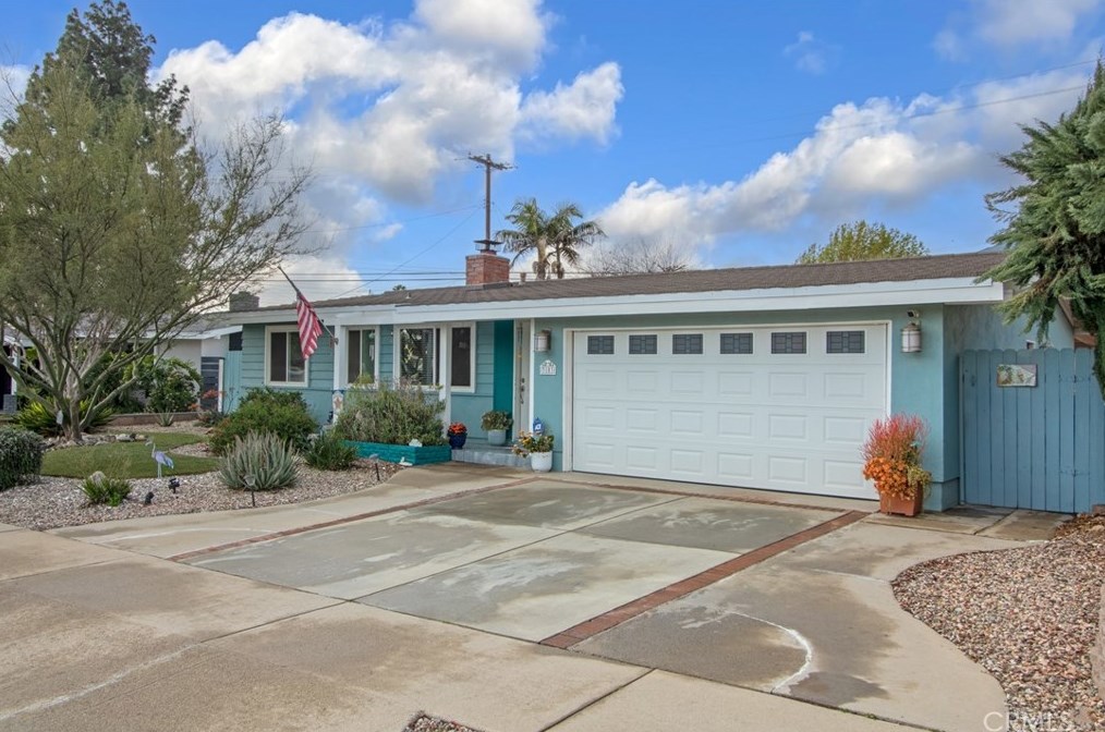 3103 Fish Canyon Rd, Duarte, CA 91010-1506