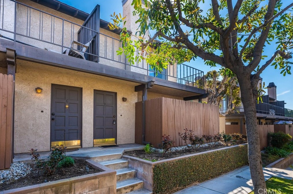 530 W Foothill Blvd #d, Monrovia, CA 91016