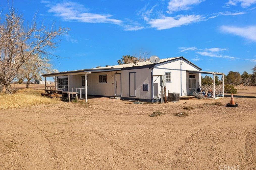 35952 Calle Ritari, Newberry Springs, CA 92365