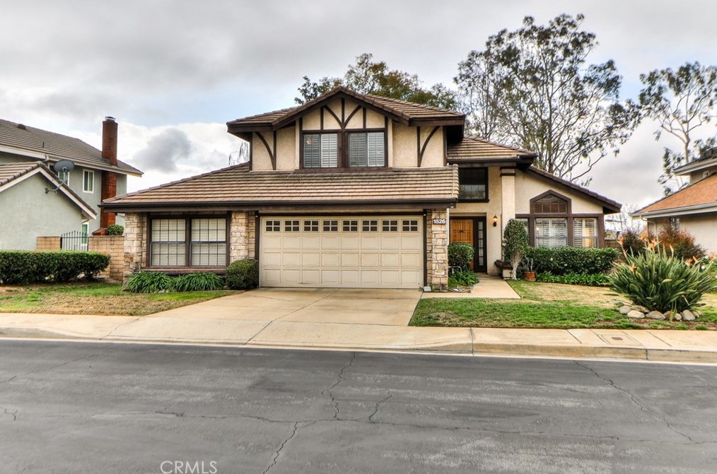 1526 Moonridge Ct, Upland, CA 91784