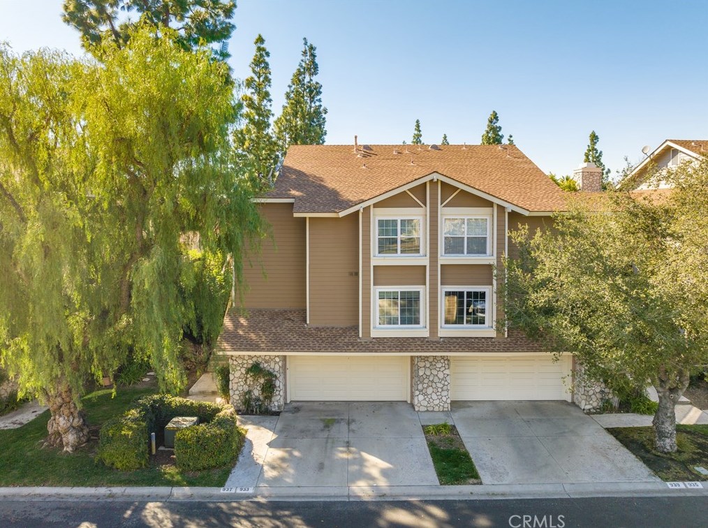 933 Lotus Cir, San Dimas, CA 91773