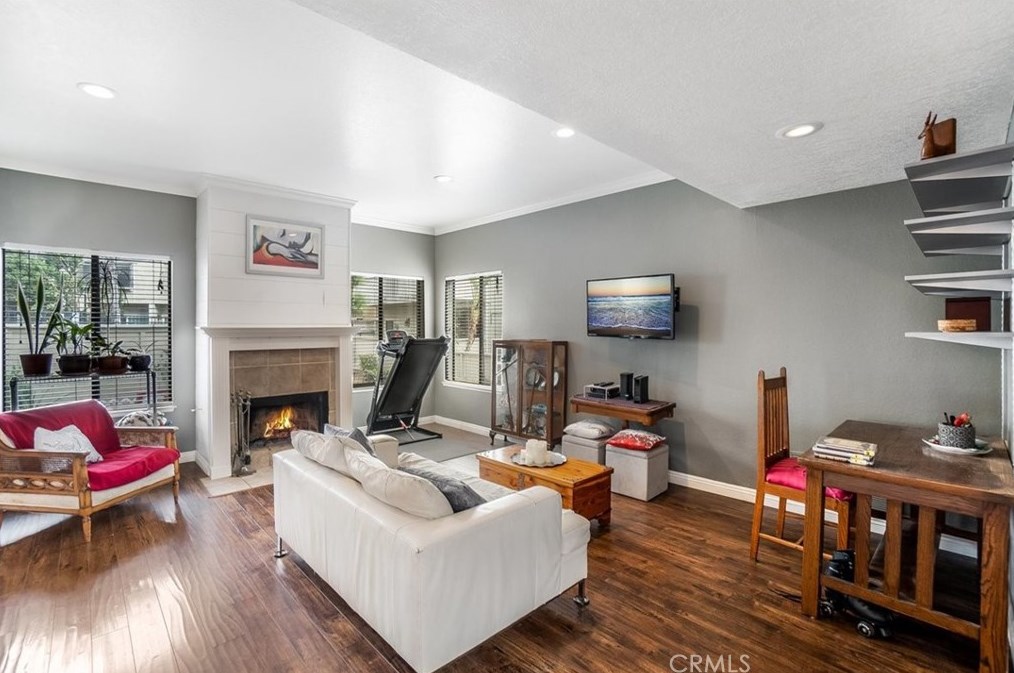 672 Sycamore Ave, Claremont, CA 91711