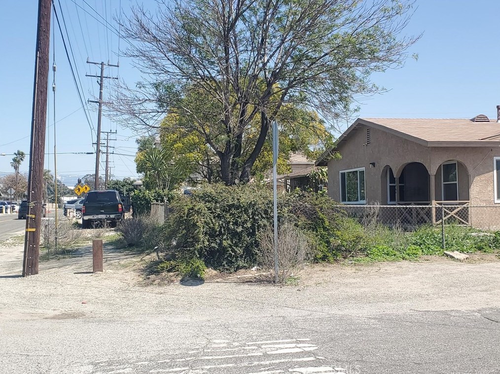 2548 Hall Ave, Jurupa Valley, CA 92509