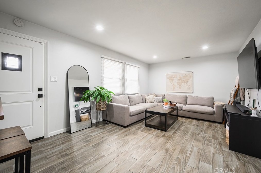 1655 Pennsylvania Ave, Colton, CA 92324