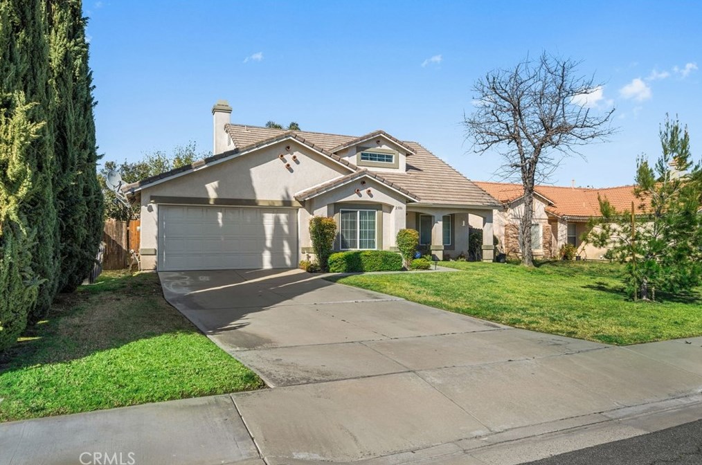 2586 W Windhaven Dr, Rialto, CA 92377