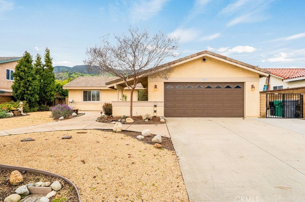885 Dogwood Dr, La Verne, CA 91750