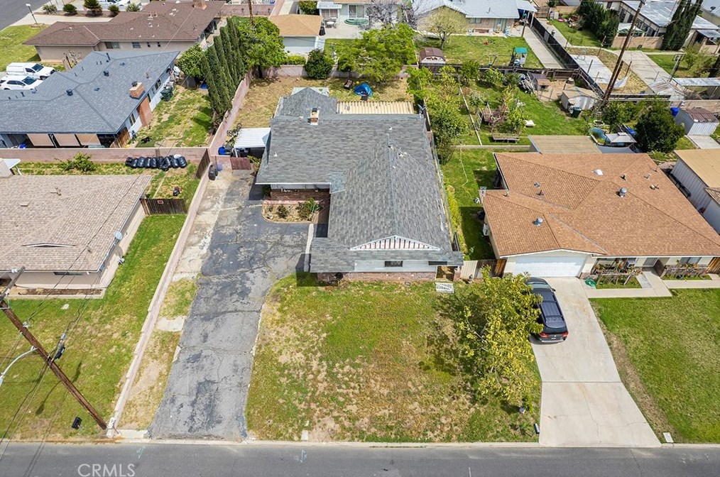 6745 Los Feliz Dr, Highland, CA 92346-2388