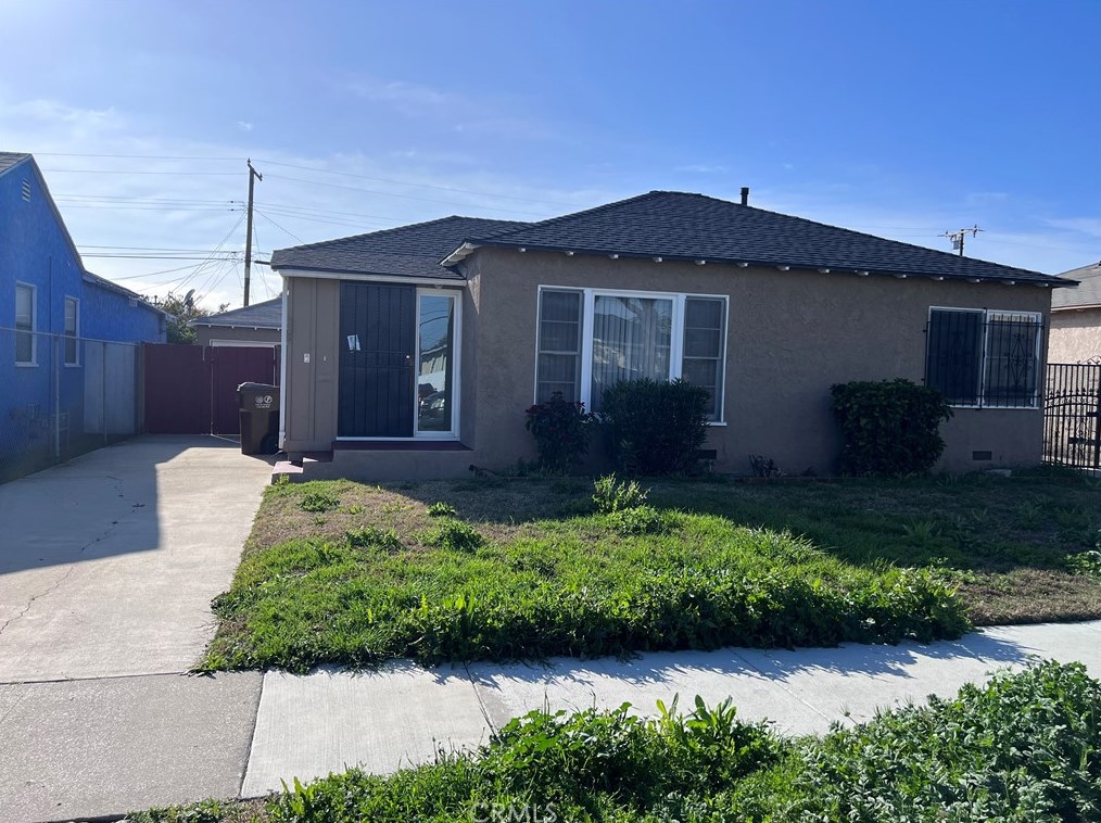 203 N Locust Ave, Compton, CA 90221