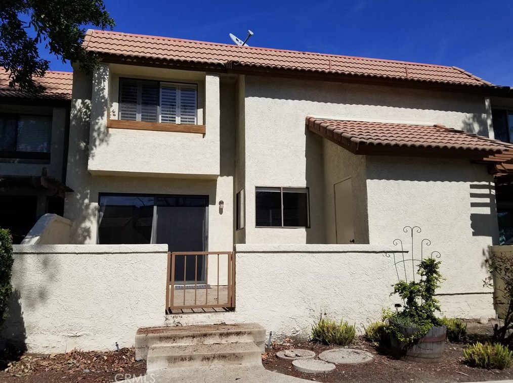 884 Endicott Dr, Claremont, CA 91711