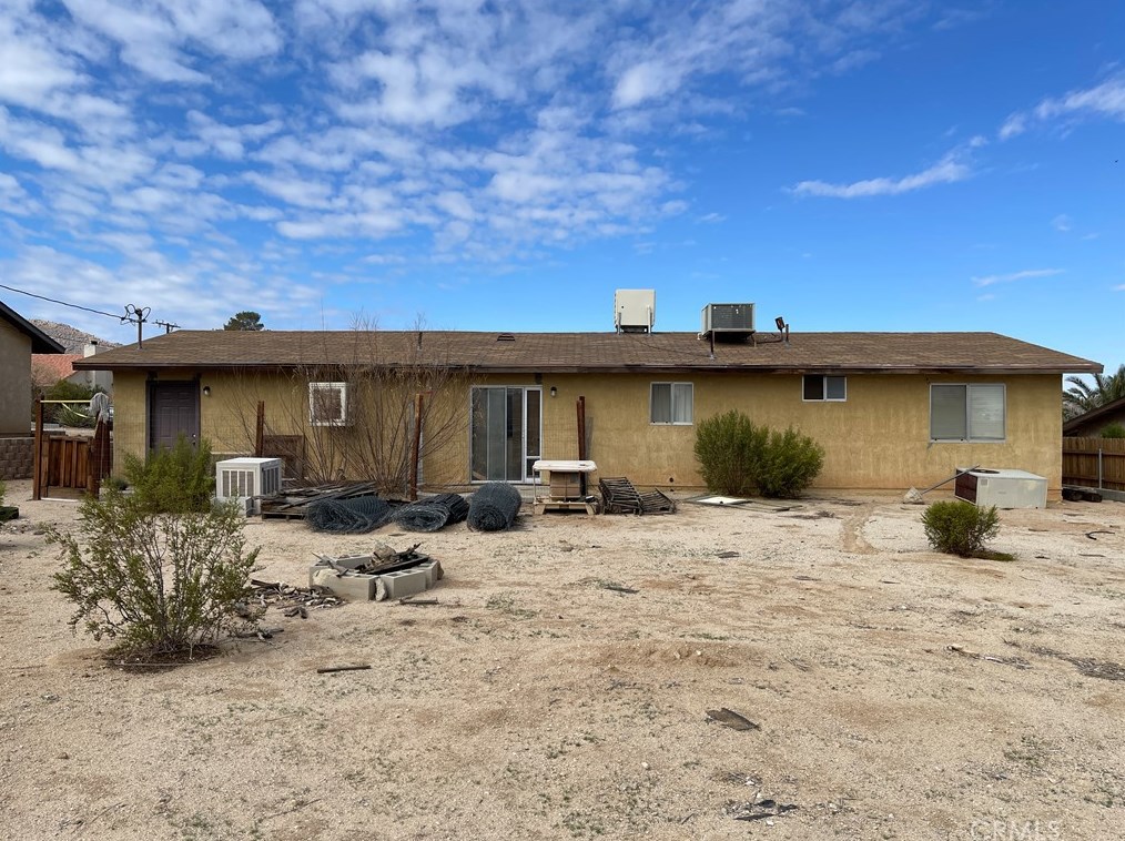 6737 Quail Spring Ave, Twntynine Plm, CA 92277-6538