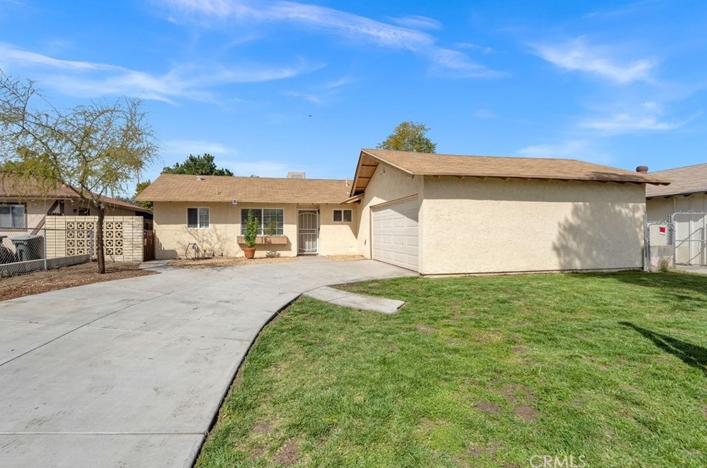 1573 Lassen St, Redlands, CA 92374