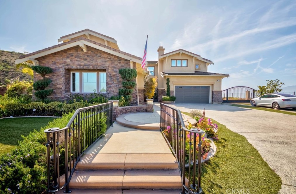 17148 Rocky Bend Ct, Riverside, CA 92503
