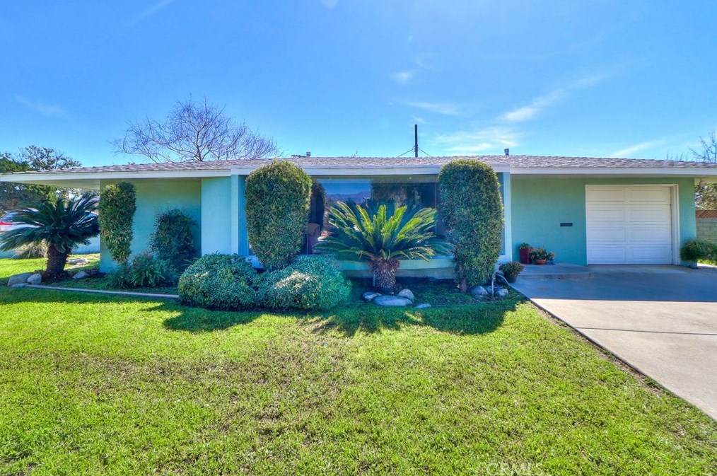 808 S Jenifer Ave, Glendora, CA 91740