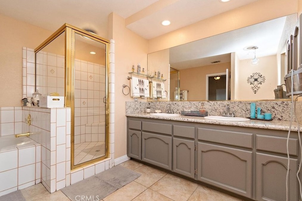 12876 Quail Vista Rd, Apple Valley CA  92308-5009 exterior