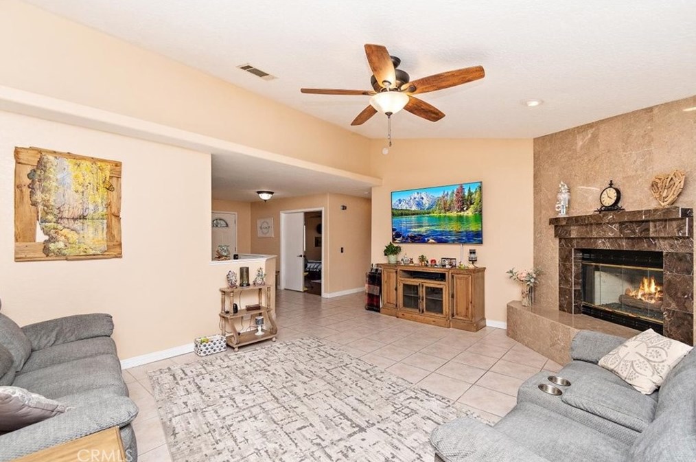 12876 Quail Vista Rd, Apple Valley CA  92308-5009 exterior