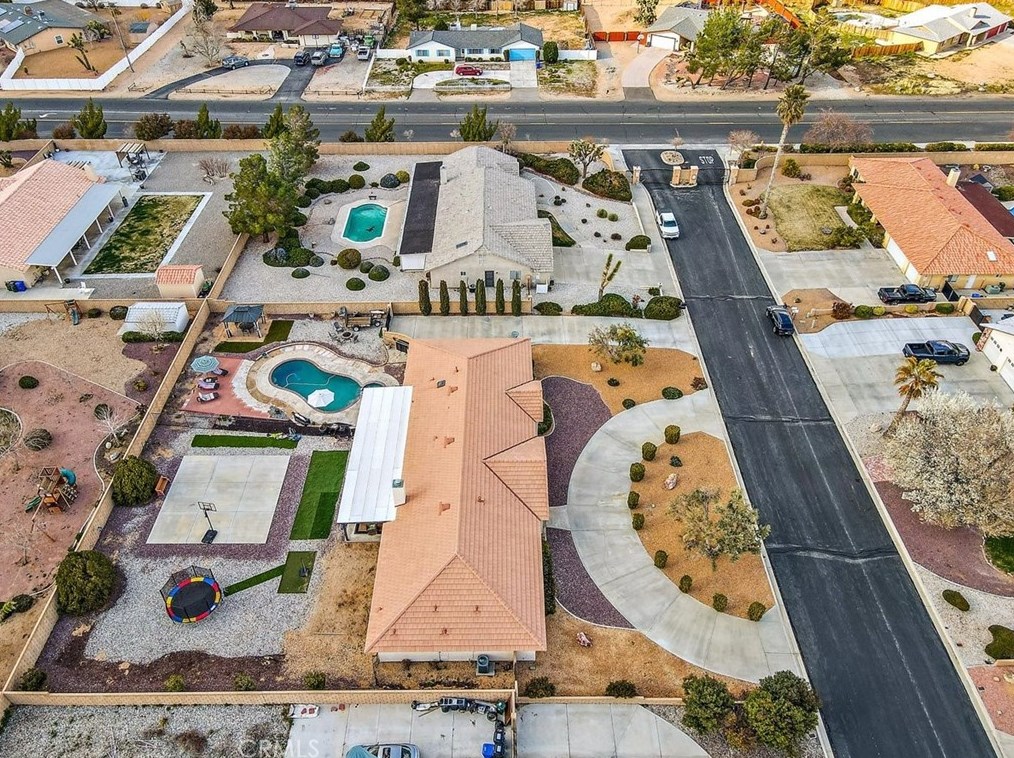 12876 Quail Vista Rd, Apple Valley CA  92308-5009 exterior