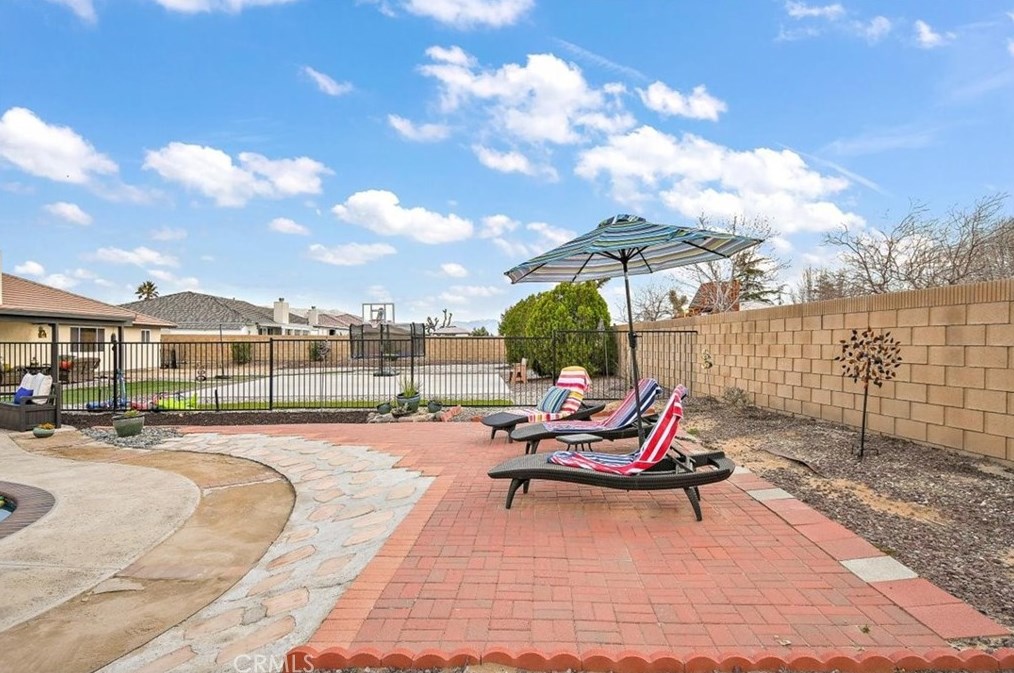 12876 Quail Vista Rd, Apple Valley CA  92308-5009 exterior