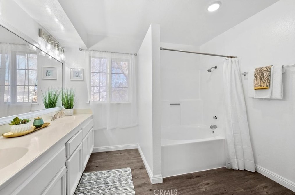 12096 Palm Vista St, Moreno Valley CA  92557-7614 exterior