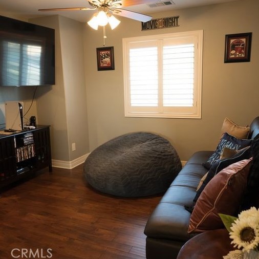 17534 Owen St, Fontana CA  92335-3619 exterior