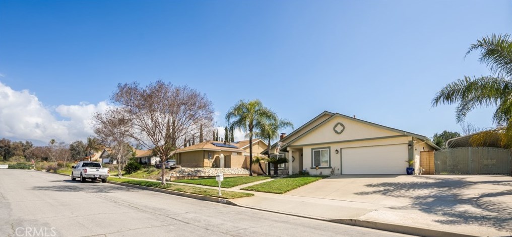 1476 Fernando Ave, Upland, CA 91786