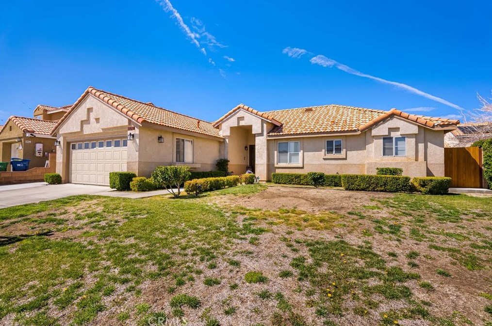 37929 58th St, Palmdale, CA 93552-3912
