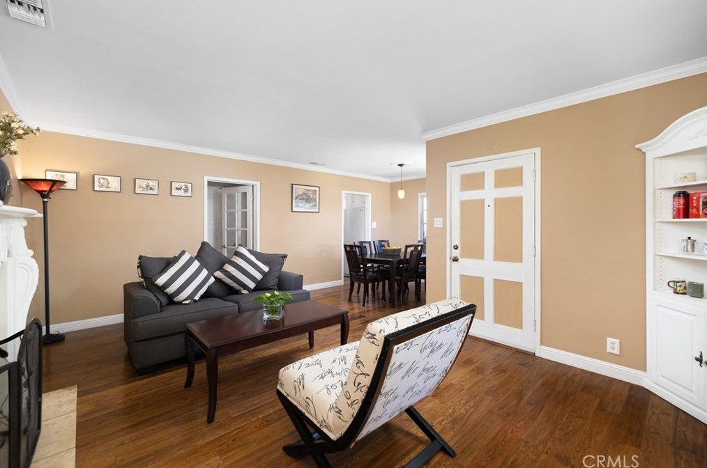 417 Green St, Claremont CA  91711-5031 exterior