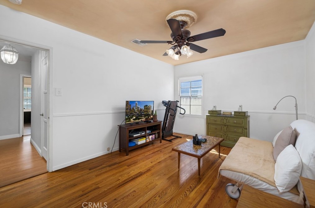 417 Green St, Claremont CA  91711-5031 exterior