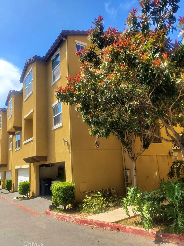 1864 E 12th St, National City, CA 91950