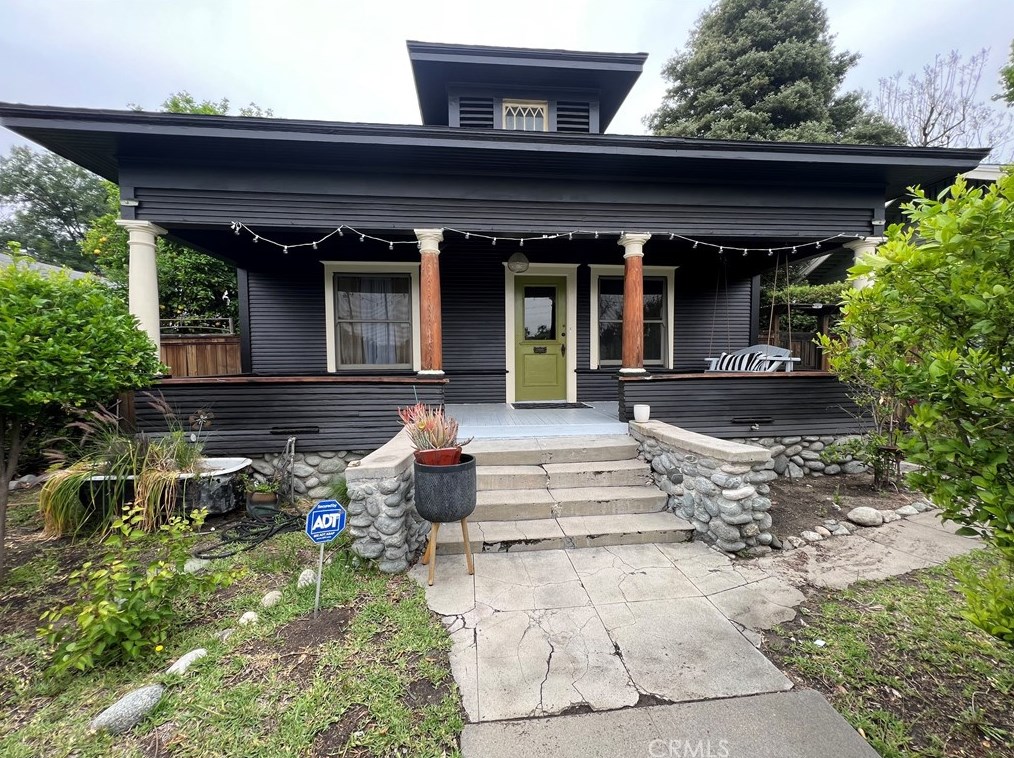 515 W Foothill Blvd, Arcadia, CA 91006