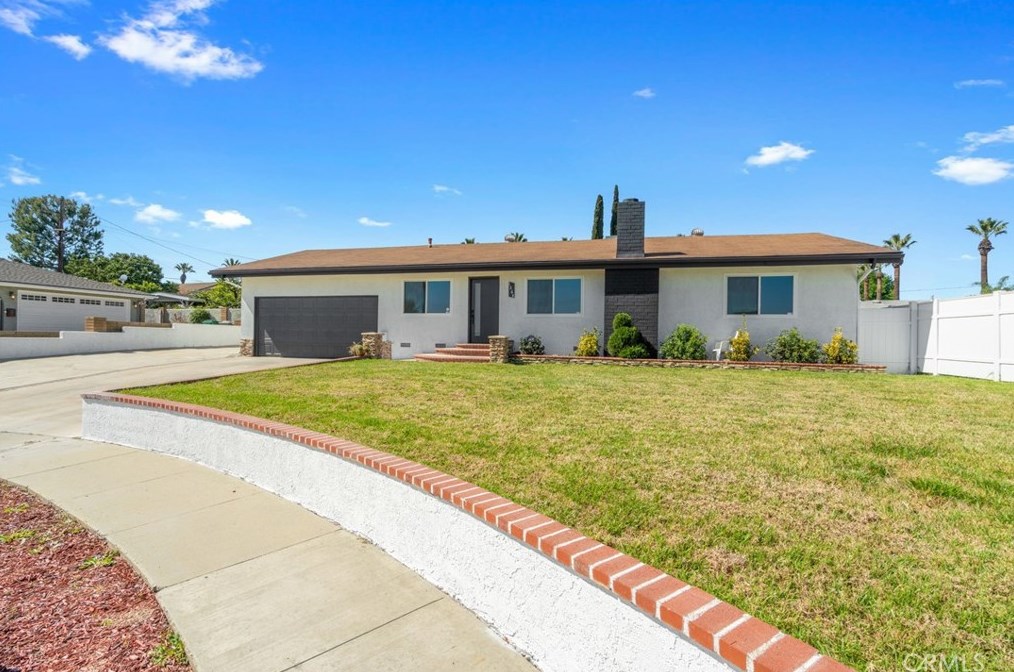 1268 Mulberry Ln, Corona, CA 92879-2536