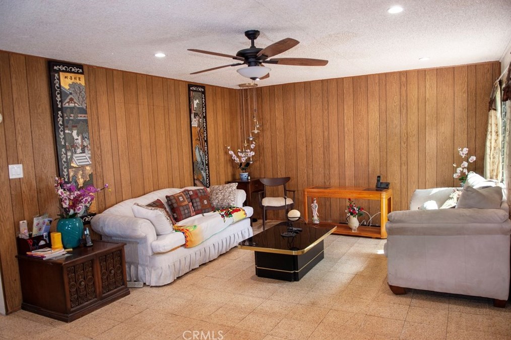 4969 Twining St, Los Angeles, CA 90032-2154