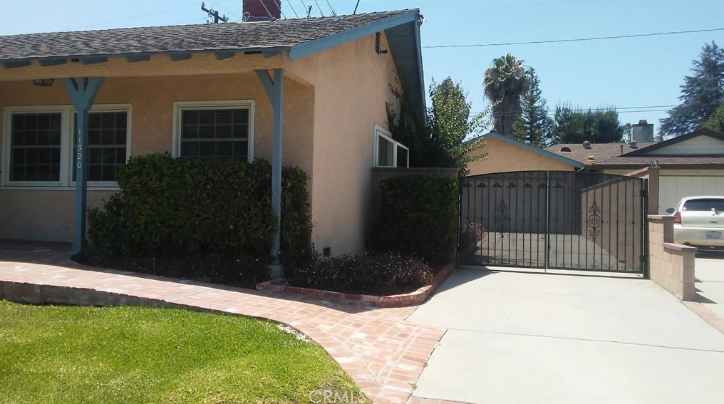 11320 Cedar Cir, El Monte, CA 91732-1046