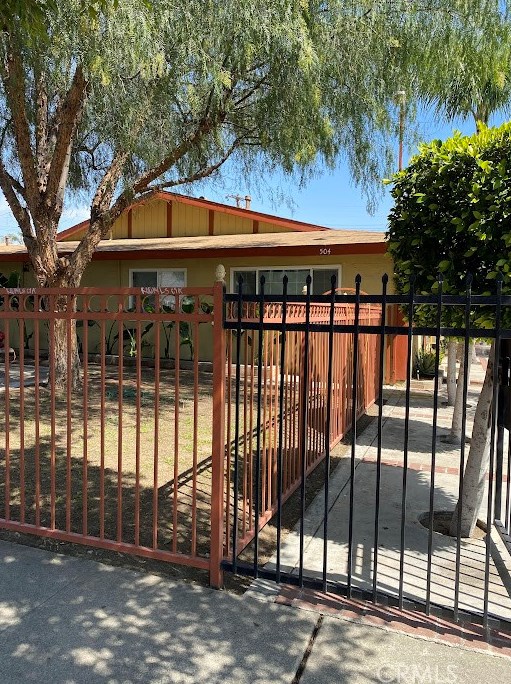 504 N Parkside Dr, Ontario, CA 91764
