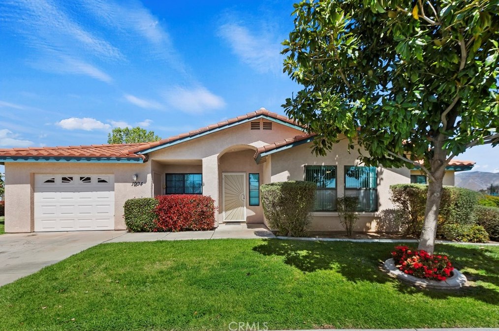 1094 Merrill Cir, Hemet, CA 92545-1910