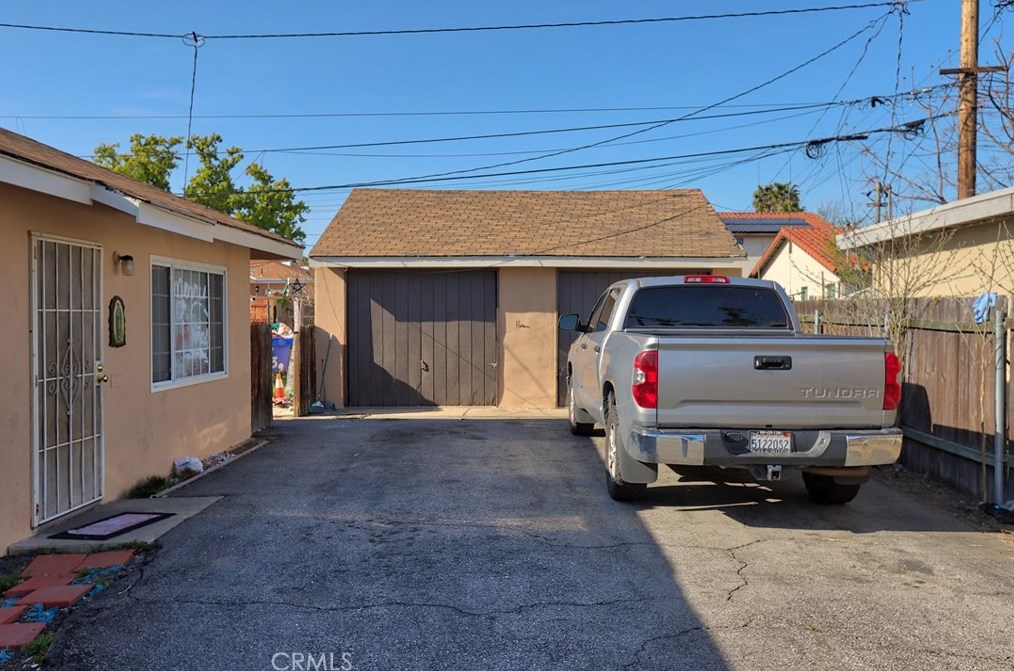 733 San Francisco Ave, Pomona, CA 91767-4823