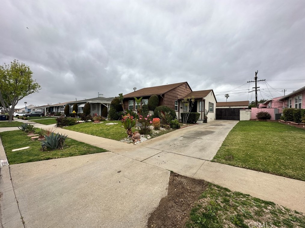1609 110th Pl, Los Angeles, CA 90047-4826