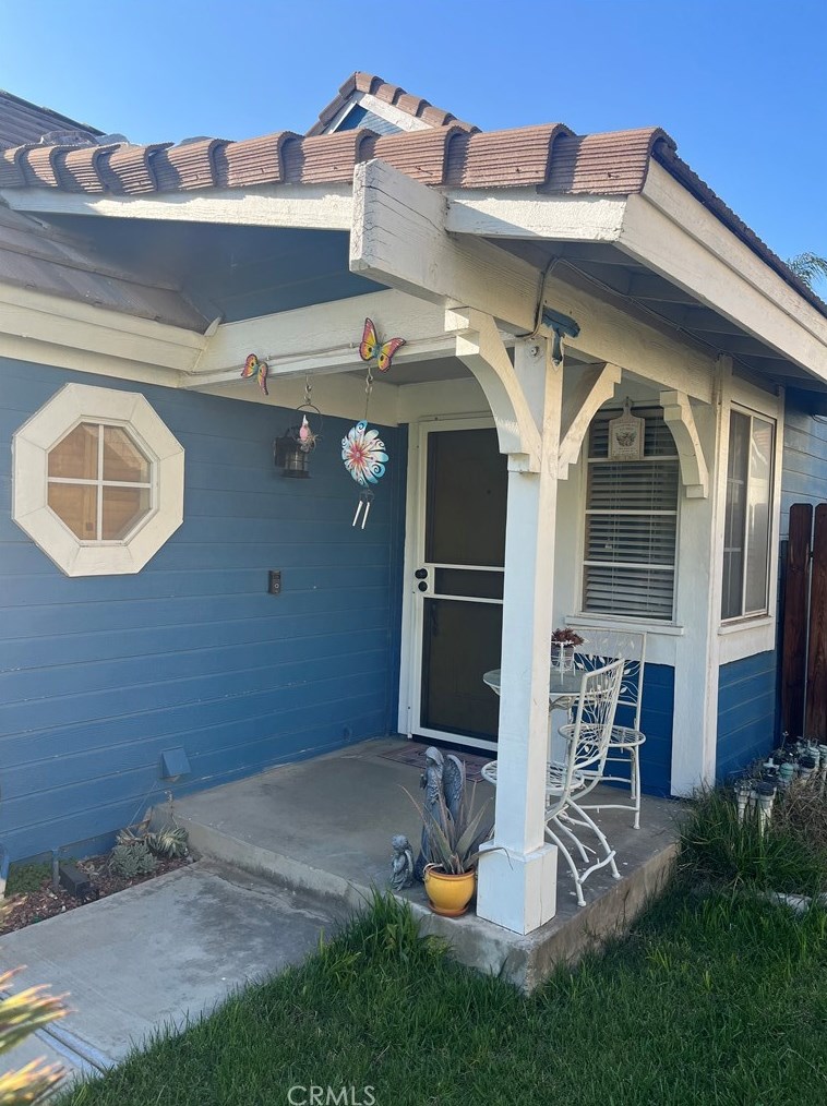 11485 Hideaway Ln, Fontana, CA 92337-0826