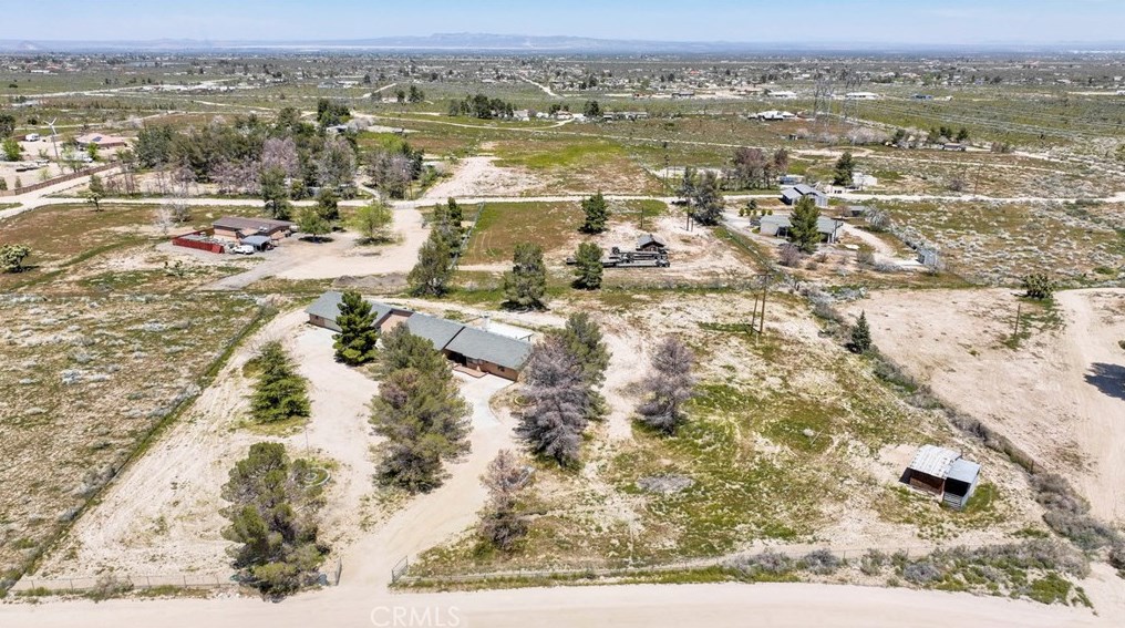 5152 Rancho Rd, Phelan, CA 92371-6011