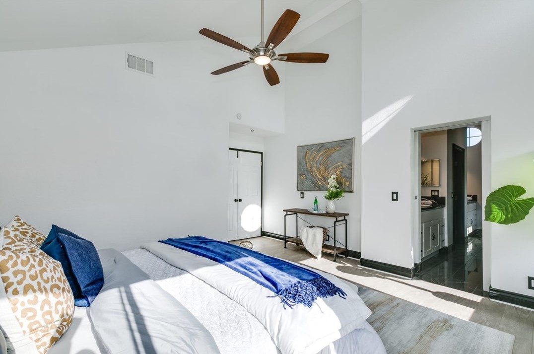 7490 Oxford Ct, Fontana CA  92336-3522 exterior